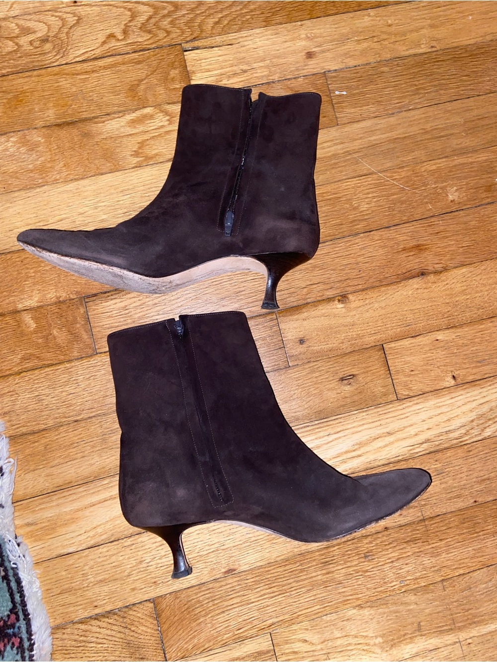 Manolo Blahnik Dark Brown Suede Kitten Heel Ankle Boots - Picture 5 of 6